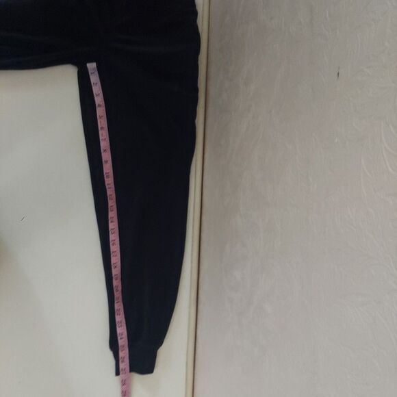 Felina Black Velour Velvet Jogger Pants sz Small - Picture 8 of 10